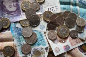 Overtime Pay Rights in the UK: When Extra Hours Must Be Paid
